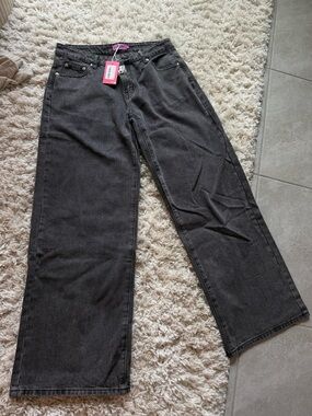 Edikted Wide-Leg Jeans in Charcoal Black